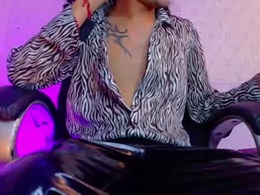 Screen Grab from 4l3jx_