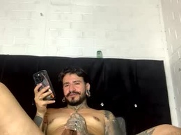 Screen Grab from 4nndy