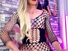 Screen Grab from 9inchssquirtxll
