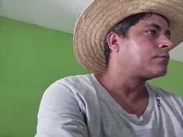 Screen Grab from 9vinhocamshow