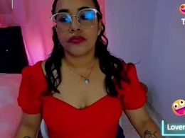 Screen Grab from _aitana1