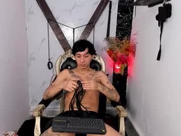 Screen Grab from _alejo_xxx