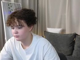 Screen Grab from _alexa_hill_