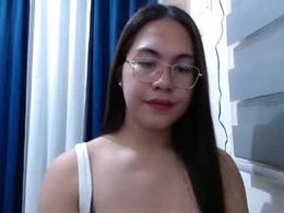 Screen Grab from _aphroditee_