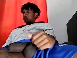 Screen Grab from _cockpromise_