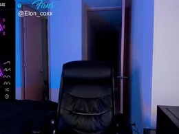 Screen Grab from _elon_coxx_