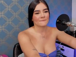 Screen Grab from _emily_r