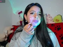 Screen Grab from _juli17_