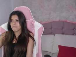 Screen Grab from _khloe_sweet