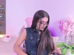 Screen Grab from _lararose