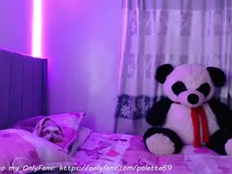 Screen Grab from _lolabunny69