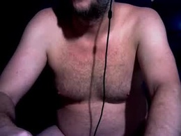 Screen Grab from _lovetocum420_nrw