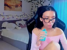 Screen Grab from _lunara_adams_