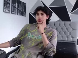 Screen Grab from _matteo_1