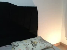 Screen Grab from _mia_hot01