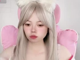 Screen Grab from _mimiii_