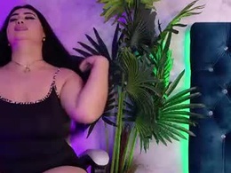 Screen Grab from _natalienoir_