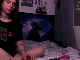 Screen Grab from _ni_kiss