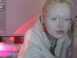 Screen Grab from _nicole_meow_