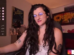 Screen Grab from _peach__