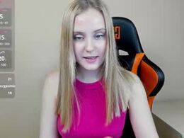 Screen Grab from _scarlettmoon_