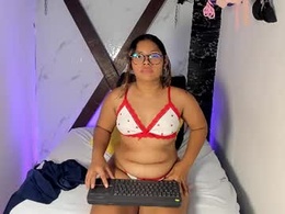 Screen Grab from _sweetemily_x