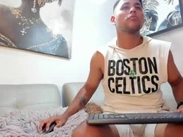 Screen Grab from adrian_blaze