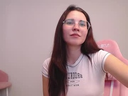 Screen Grab from adriana_meow246