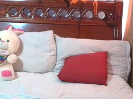 Screen Grab from adriana_niiels1