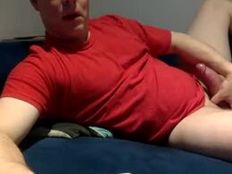 Screen Grab from ahotmess138