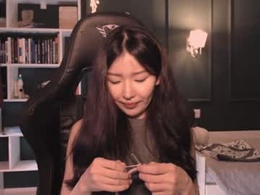 Screen Grab from aimeclarks