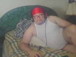 Screen Grab from akingxcum