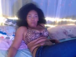 Screen Grab from alana_jeans