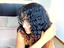 Screen Grab from alani_rose_