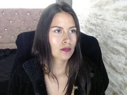 Screen Grab from alanis_22