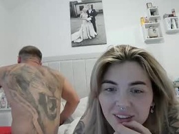 Screen Grab from alcarrxox