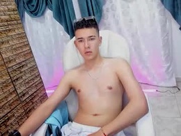 Screen Grab from aleckk_boy