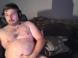 Screen Grab from aleeexandre