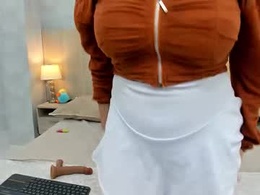 Screen Grab from alejandra_tellez