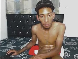 Screen Grab from alejandrito_king