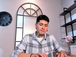 Screen Grab from alejo_grey_