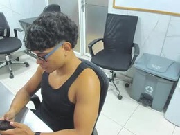 Screen Grab from alekzamo
