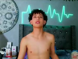 Screen Grab from alex_twiink