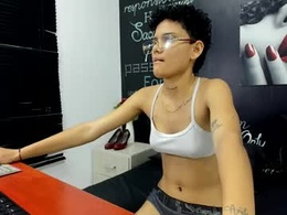 Screen Grab from alexanndra_0