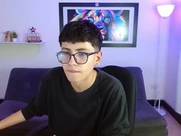 Screen Grab from alexcum_18