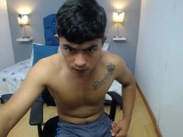 Screen Grab from alexx_leon