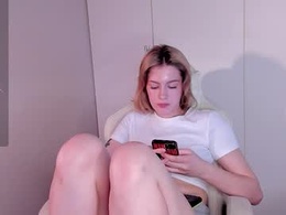 Screen Grab from alice_presly