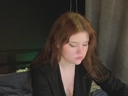 Screen Grab from alicelike0101