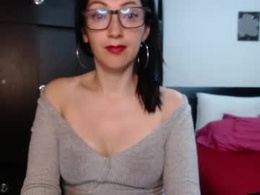 Screen Grab from alicelove75