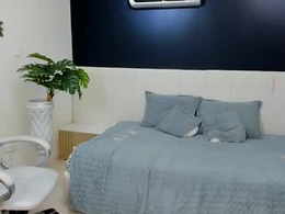 Screen Grab from aliice_naugthy